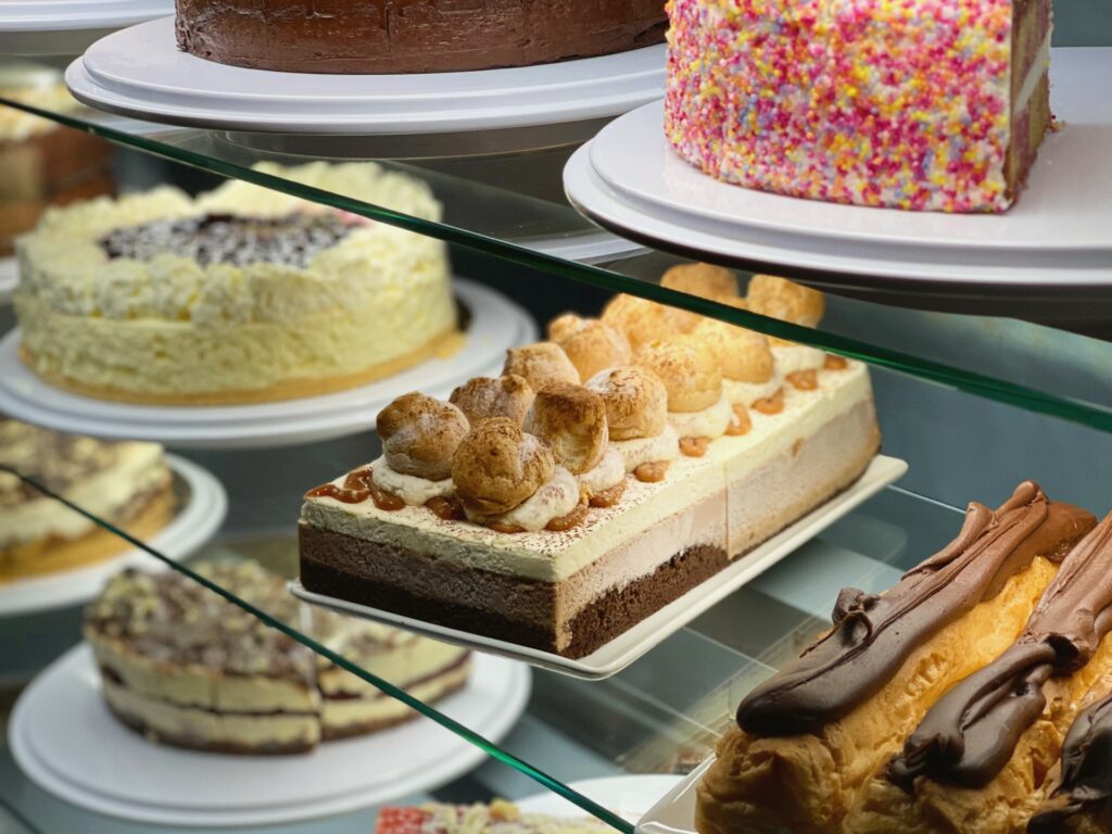 Image depicting cakes.